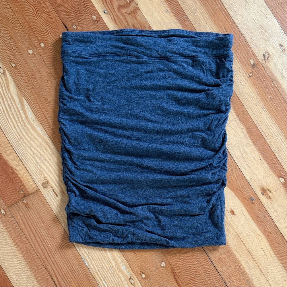 Athleta Grey Ruched Pull On‎ Skirt Medium